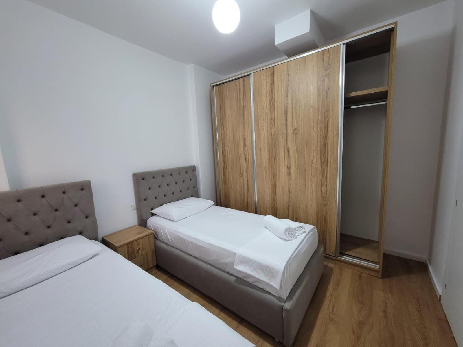 Enes Apartment Tirane Exterior photo